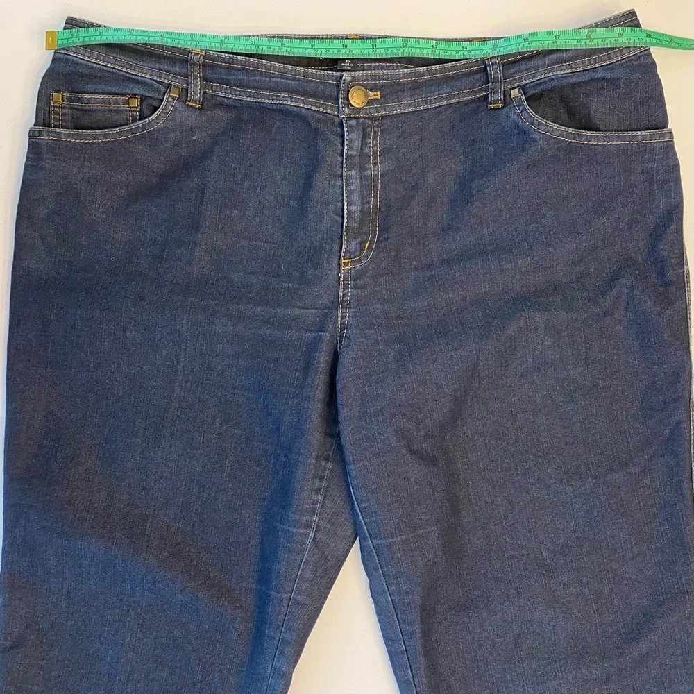 Lafayette 148 Bootcut Straight Leg Jeans Dark Wash Size 16 w/ 29” Inseam Trouser